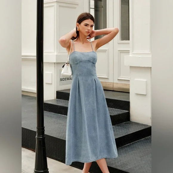 Commense Minimalist Zipper Denim Dress - Picture 2 of 16